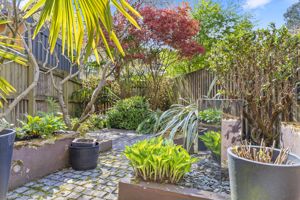 Photo 40- click for photo gallery